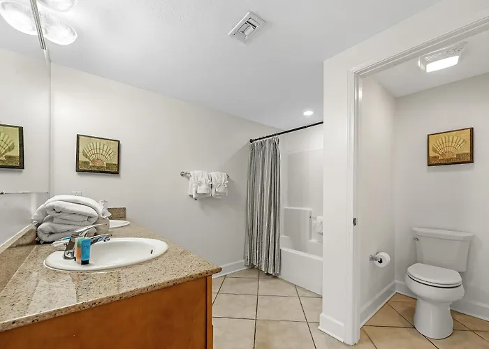 Sanibel 407 *